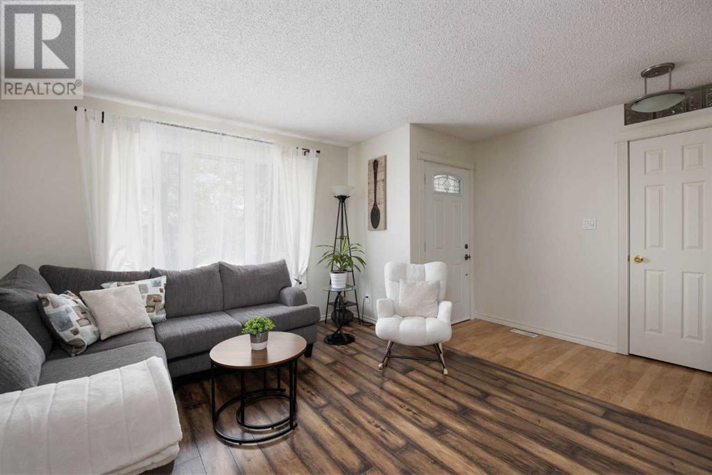 121 SIGNAL Cove, Fort McMurray, Alberta