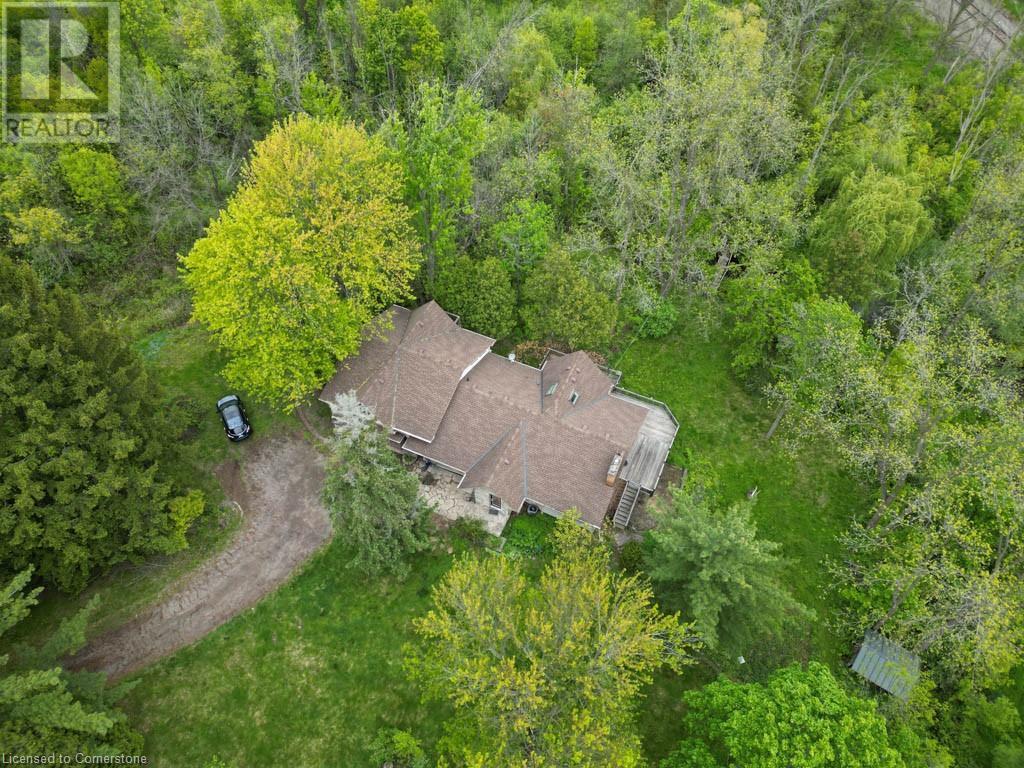 Photo 6 of 144 Wellington Street, Waterdown ON