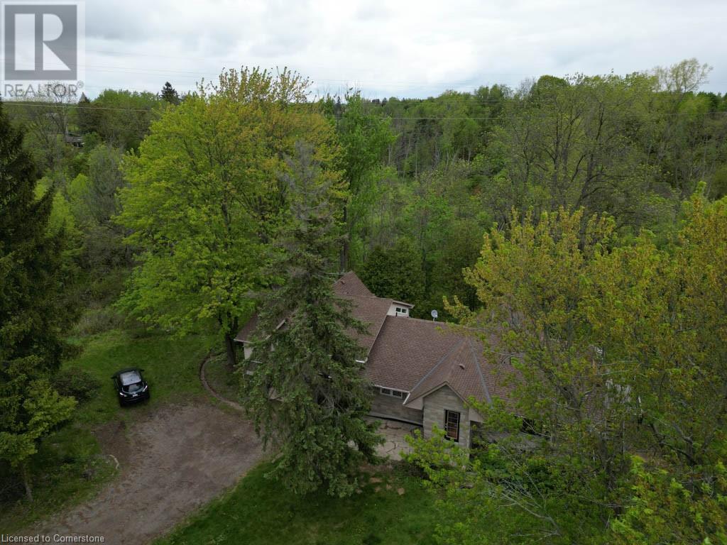 Photo 2 of 144 Wellington Street, Waterdown ON