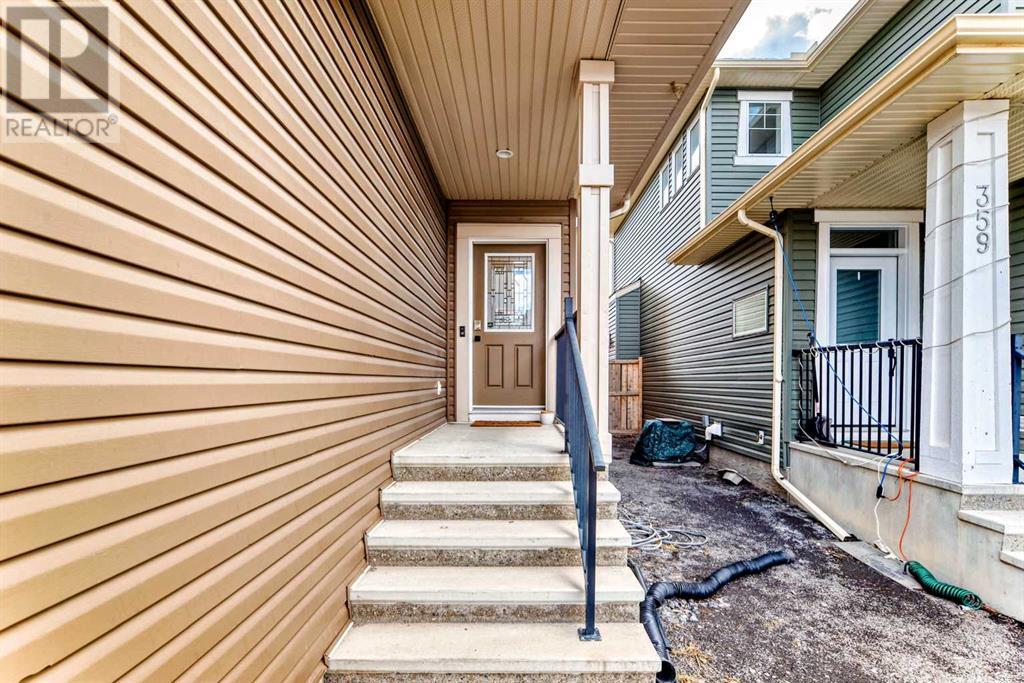Single Family House for Sale in  EVANSPARK Gardens Evanston Calgary 