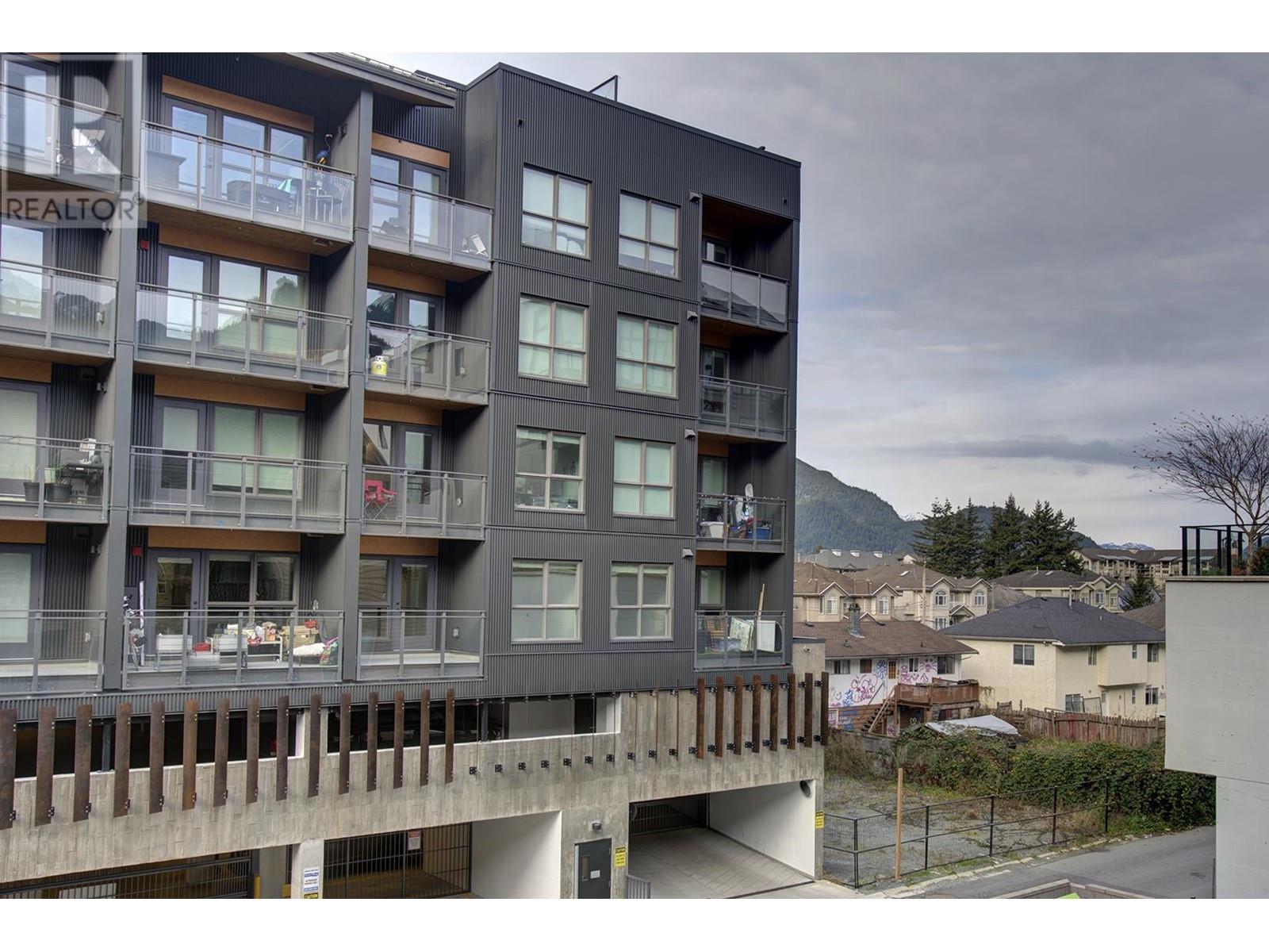 207 38003 SECOND AVENUE, Squamish