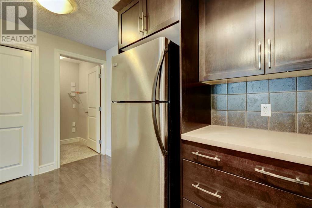 15 Sunset Square, Cochrane