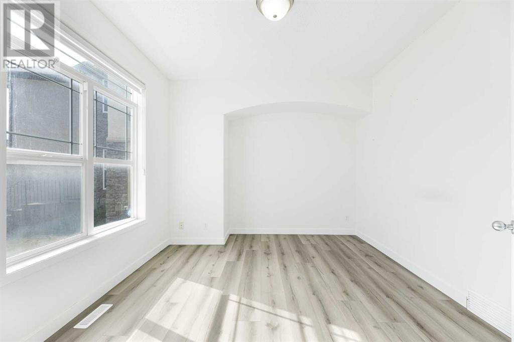 Single Family House for Sale in  Strathlea Grove SW Strathcona Park Calgary 