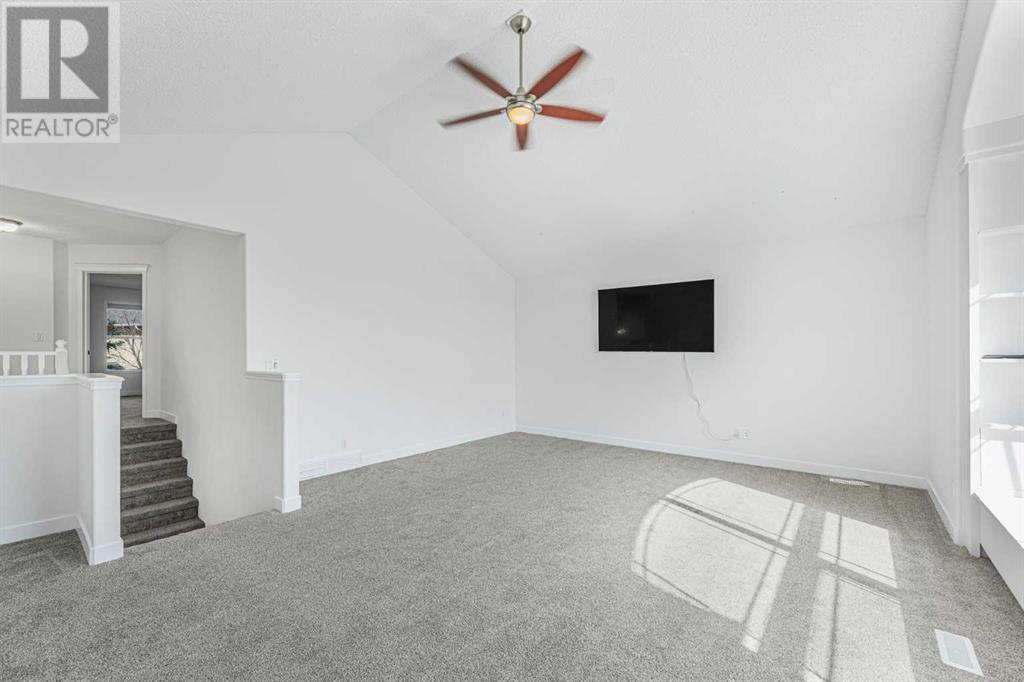 Single Family House for Sale in  Strathlea Grove SW Strathcona Park Calgary 