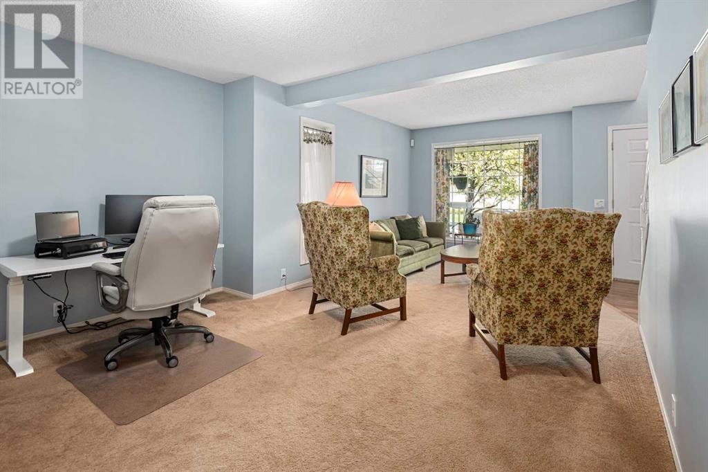 Single Family House for Sale in  McKenzie Lake View SE McKenzie Lake Calgary 