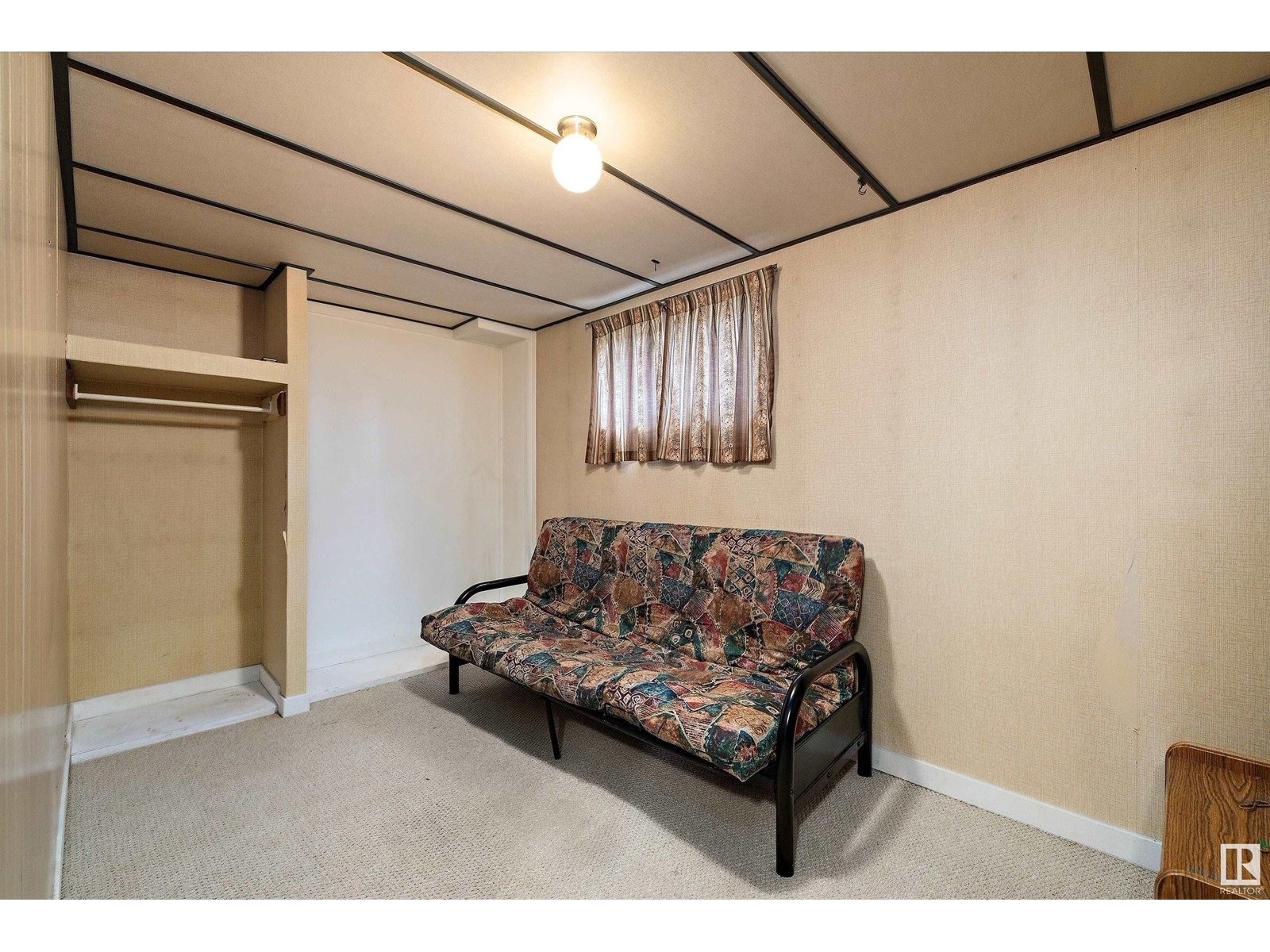 Single Family House Bungalow for Sale in  /   ST NW Edmonton 