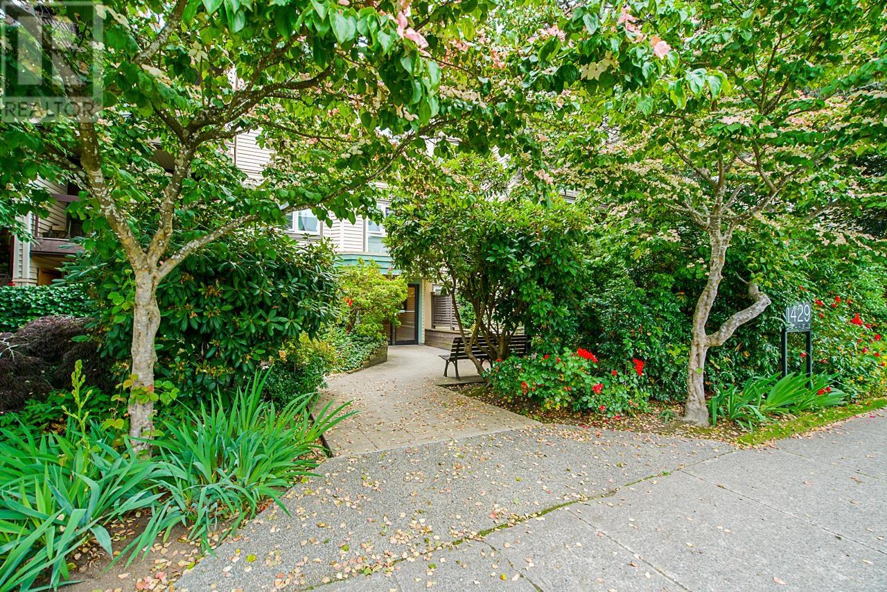 Photo 6 of 101 1429 E 4th Avenue, Vancouver BC