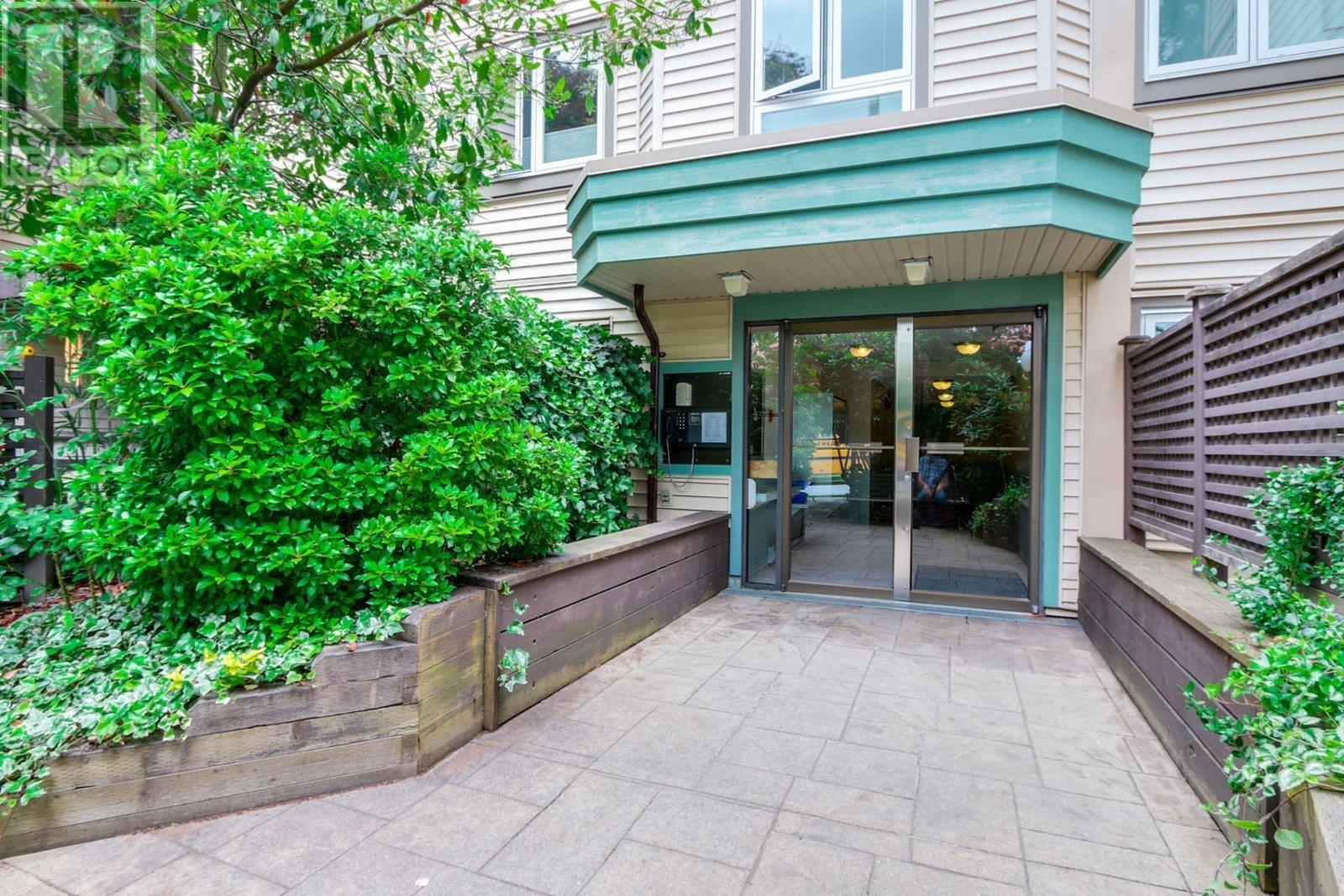Photo 7 of 101 1429 E 4th Avenue, Vancouver BC
