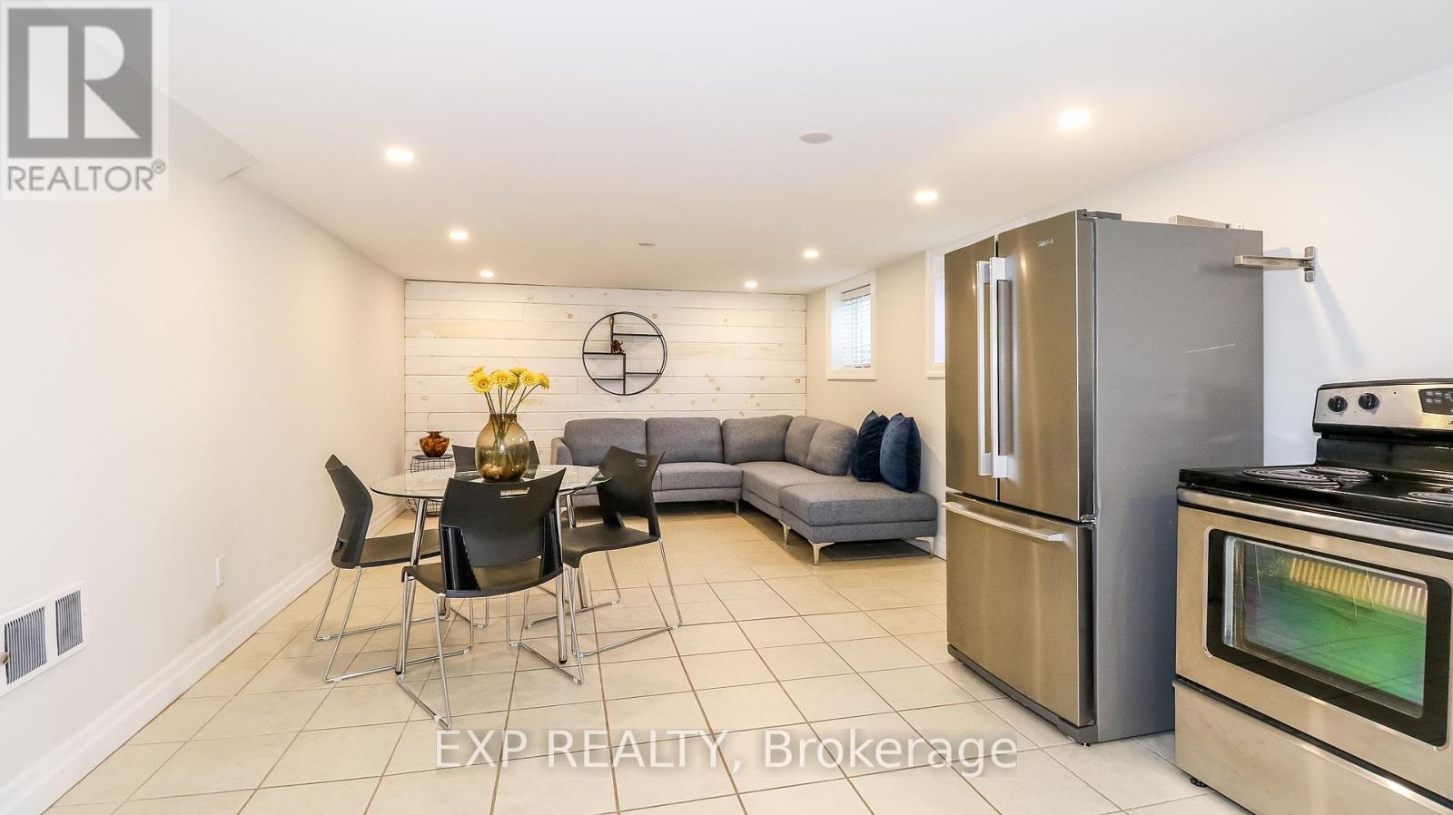 Photo 41 of 182 Ardagh Road, Barrie ON