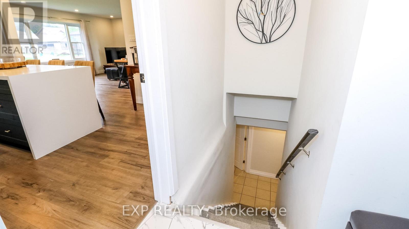 Photo 39 of 182 Ardagh Road, Barrie ON