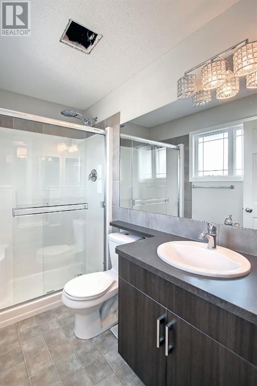 21 Sunset Common, Cochrane, Alberta