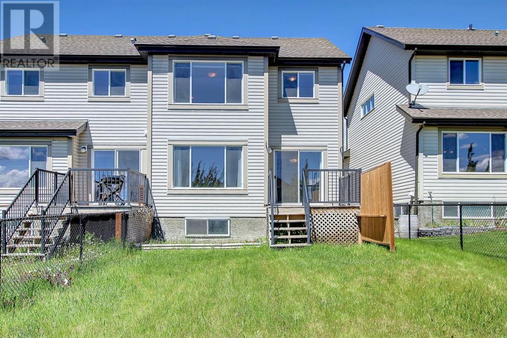 21 Sunset Common, Cochrane, Alberta