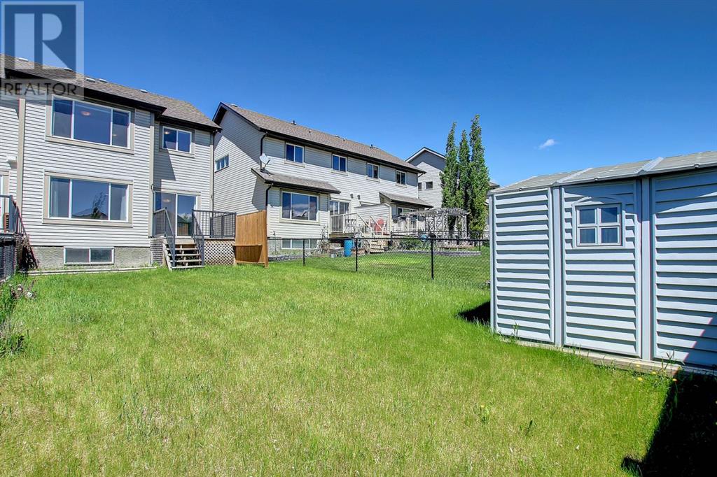 21 Sunset Common, Cochrane, Alberta