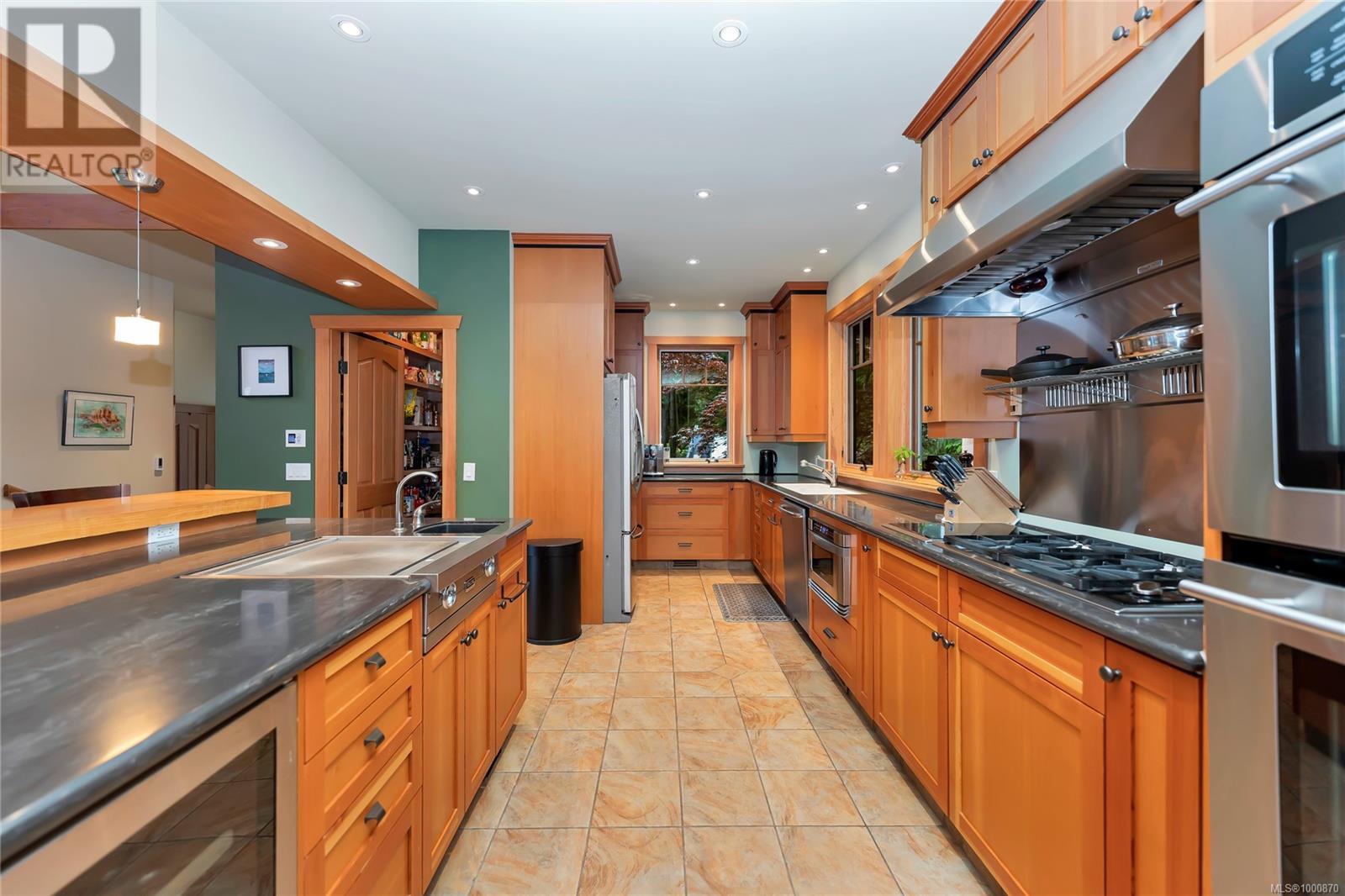 260 Little Mountain Rd, Salt Spring