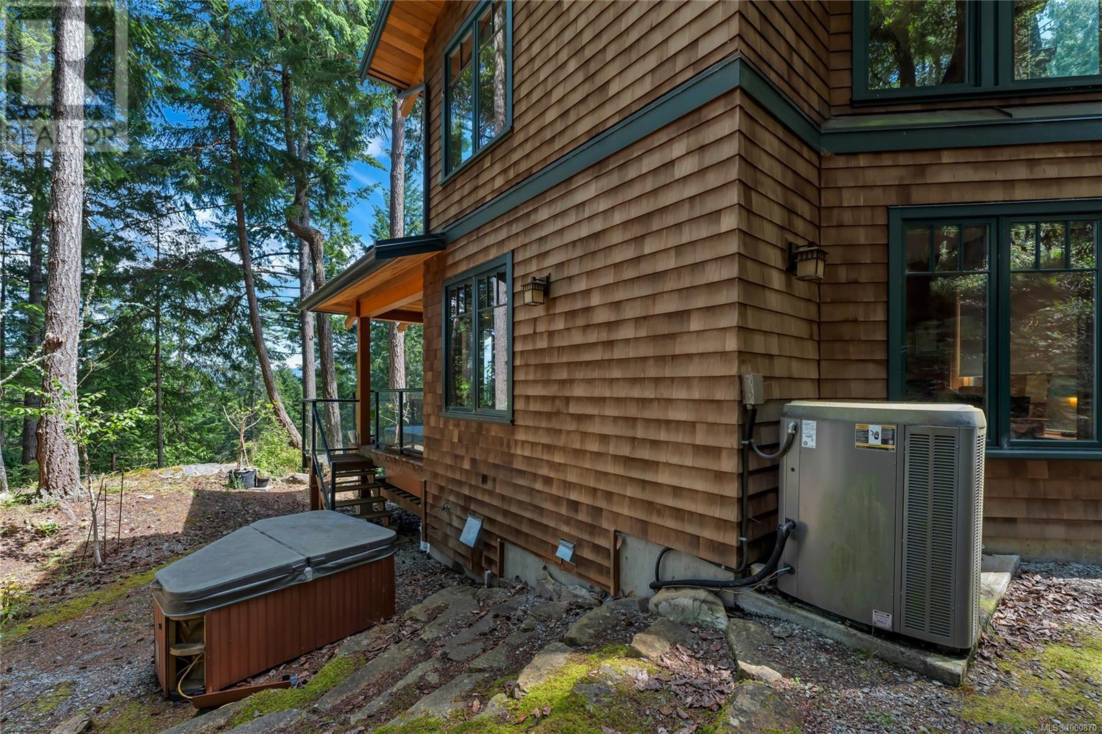 260 Little Mountain Rd, Salt Spring
