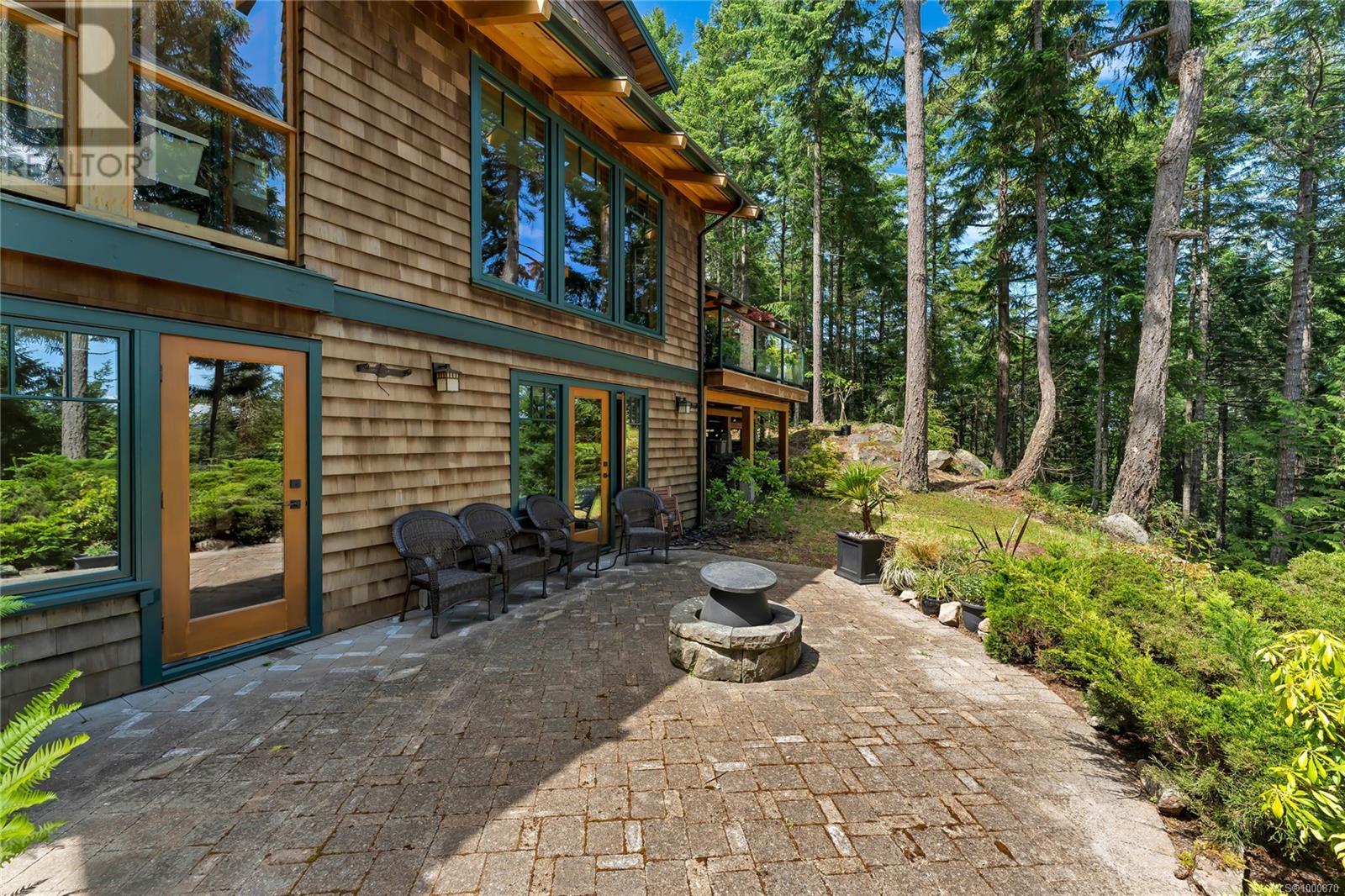 260 Little Mountain Rd, Salt Spring