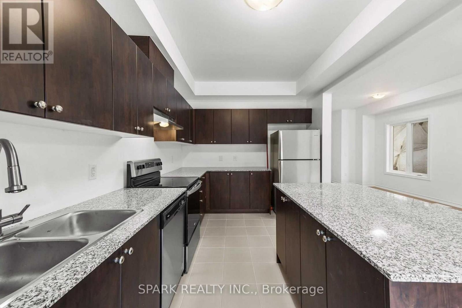 Photo 11 of 37 Mackenzie Street, Southgate ON