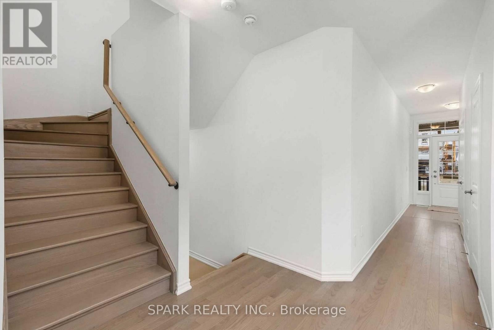 Photo 14 of 37 Mackenzie Street, Southgate ON