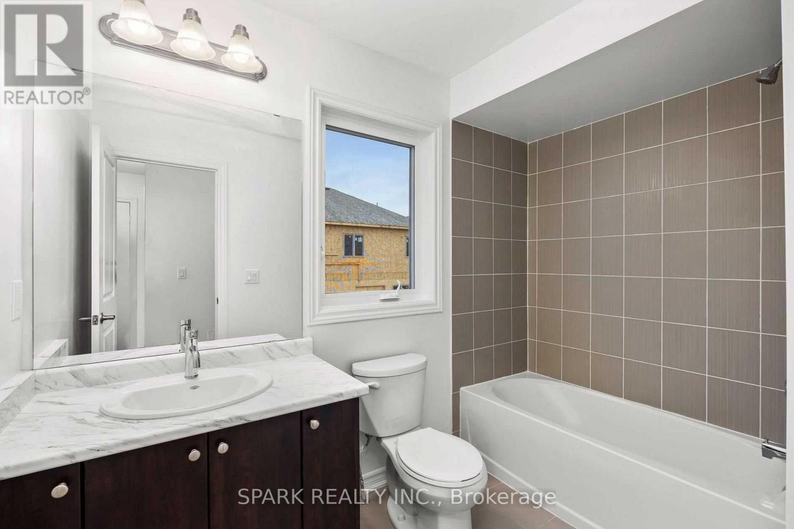Photo 20 of 37 Mackenzie Street, Southgate ON