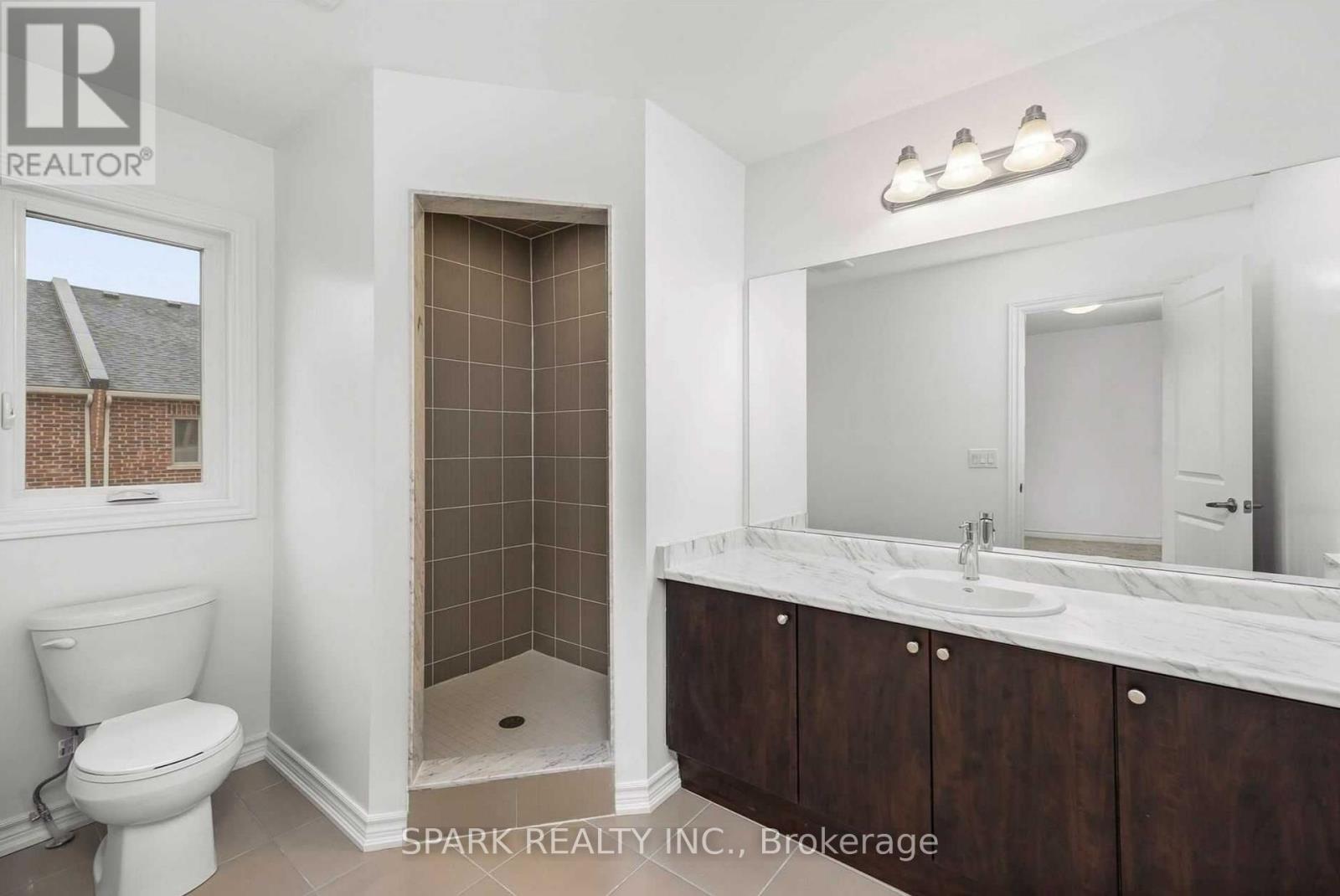 Photo 23 of 37 Mackenzie Street, Southgate ON
