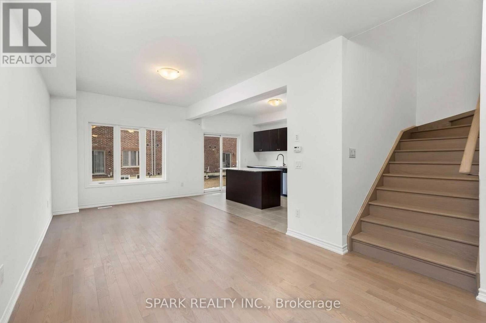 Photo 3 of 37 Mackenzie Street, Southgate ON