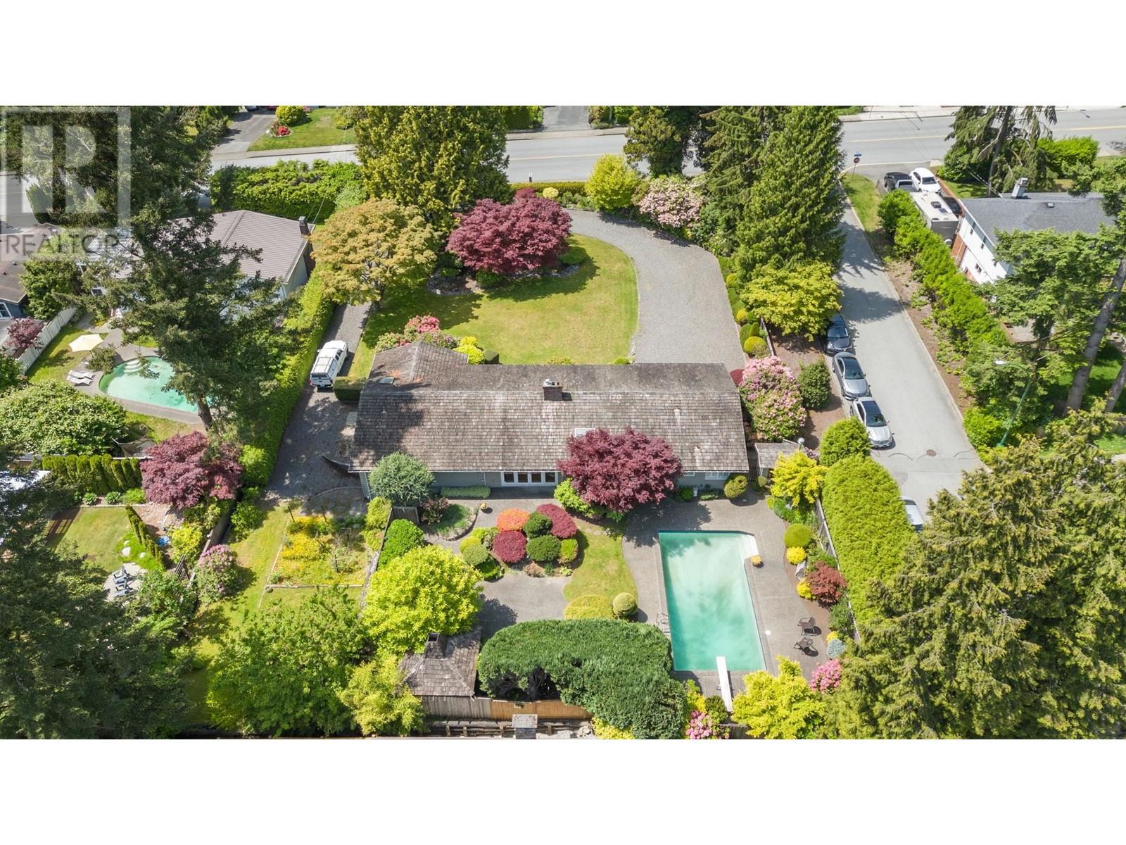 Photo 32 of 1488 Berkley Road, North Vancouver BC