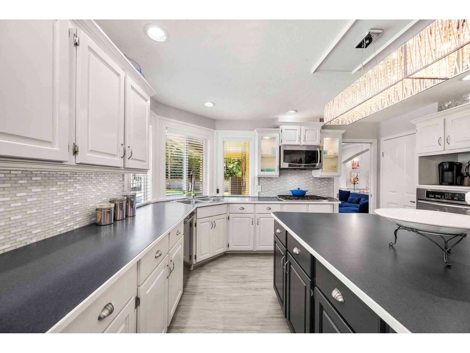 Photo 15 of 1722 137 A Street, Surrey BC