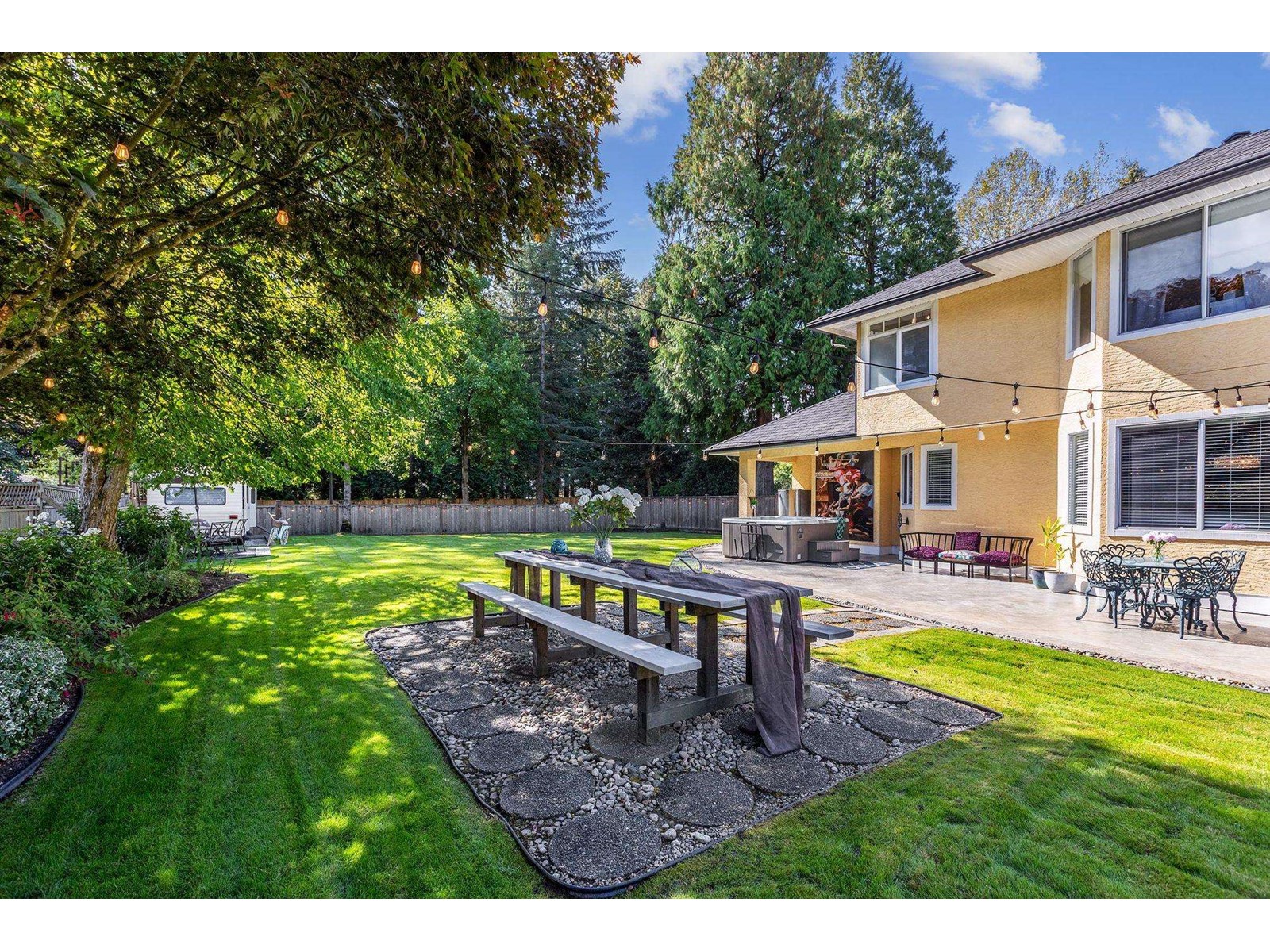 Photo 38 of 1722 137 A Street, Surrey BC