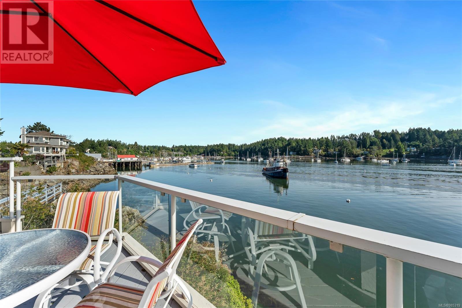 9 111 Fulford-Ganges Rd, Salt Spring