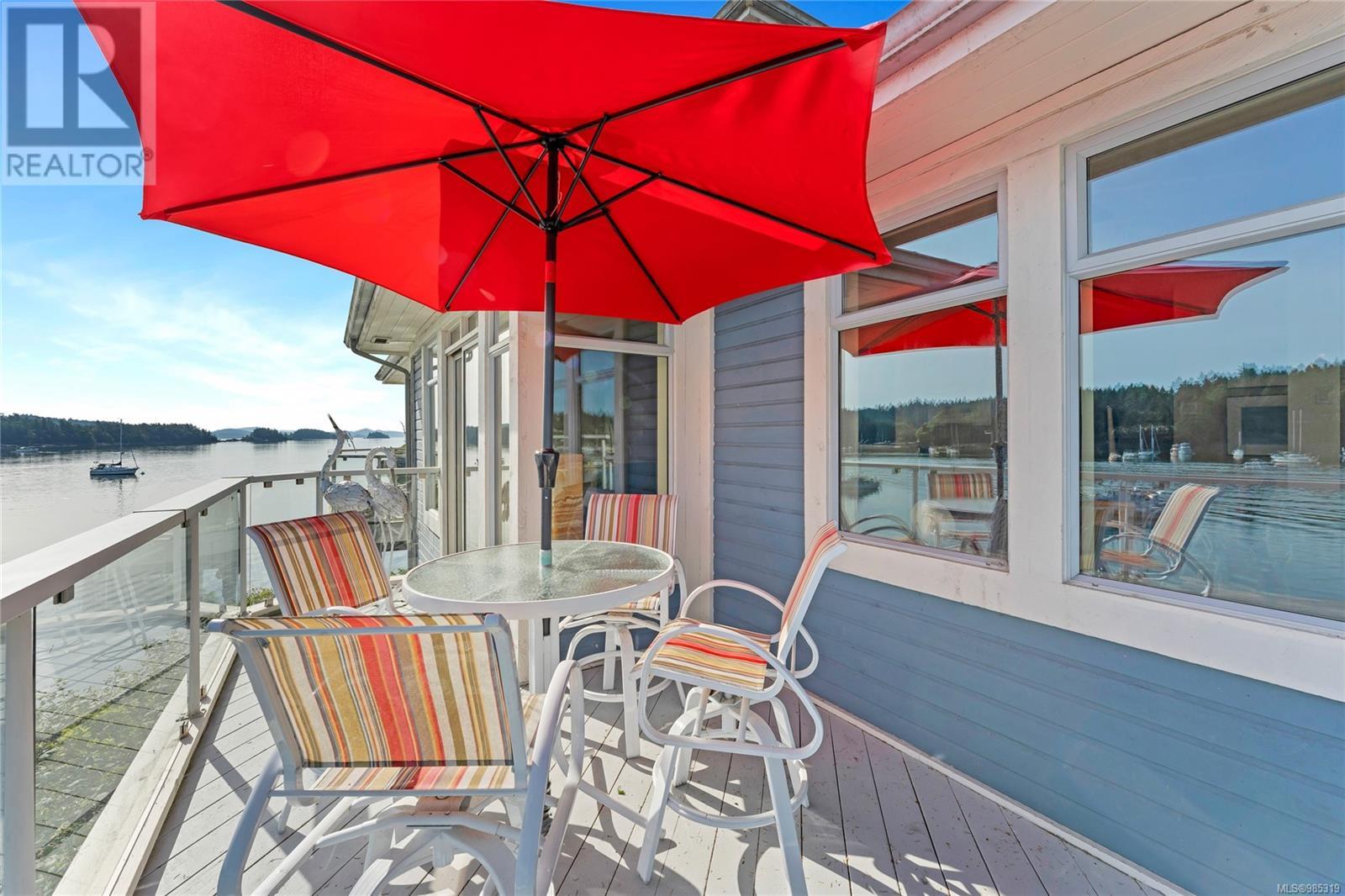 9 111 Fulford-Ganges Rd, Salt Spring