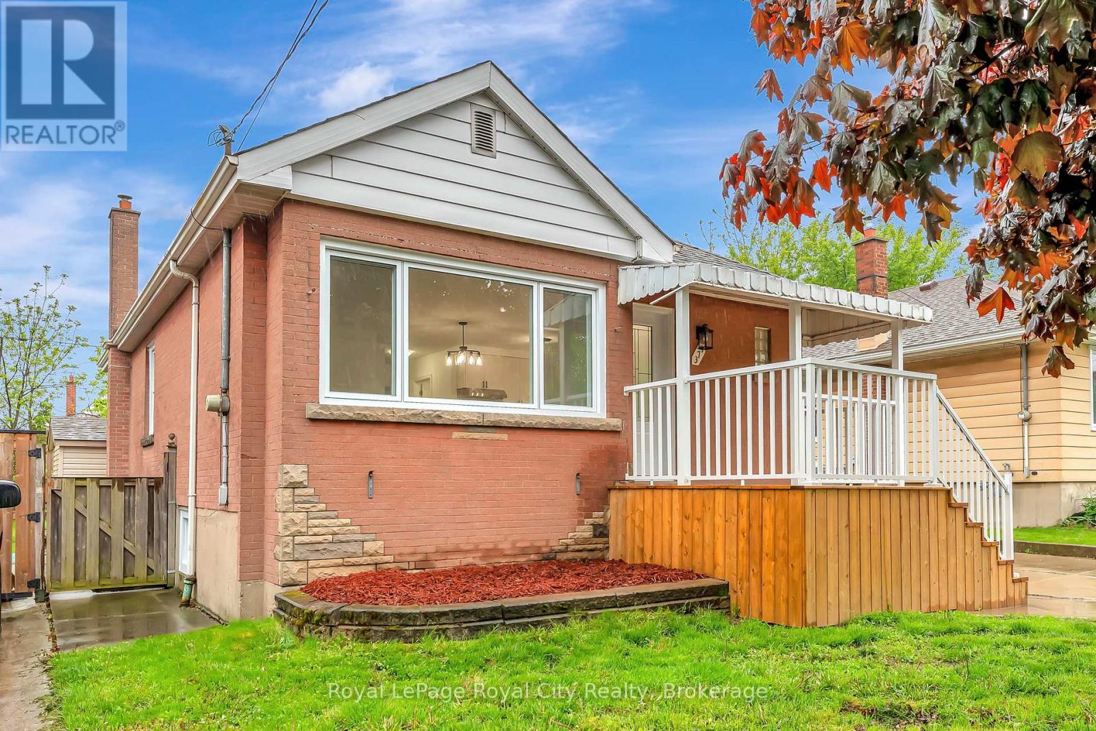 Photo 26 of 379 East 27th Street, Hamilton ON