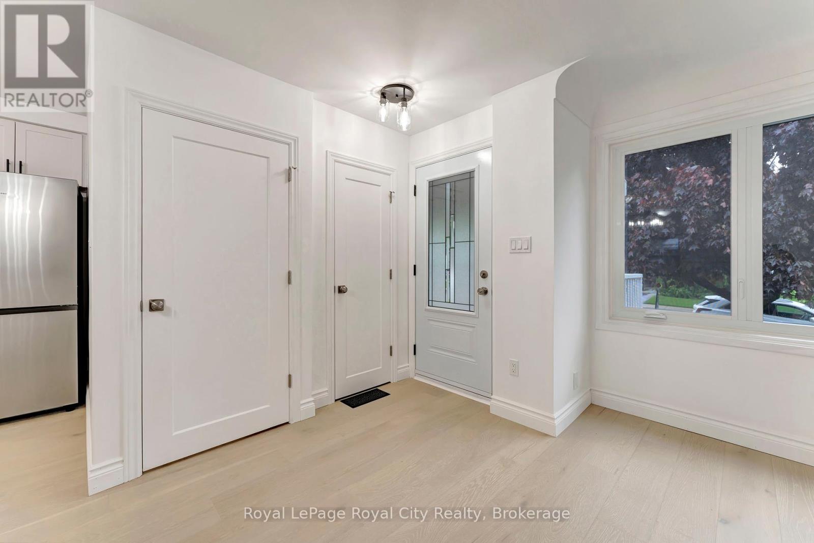 Photo 22 of 379 East 27th Street, Hamilton ON
