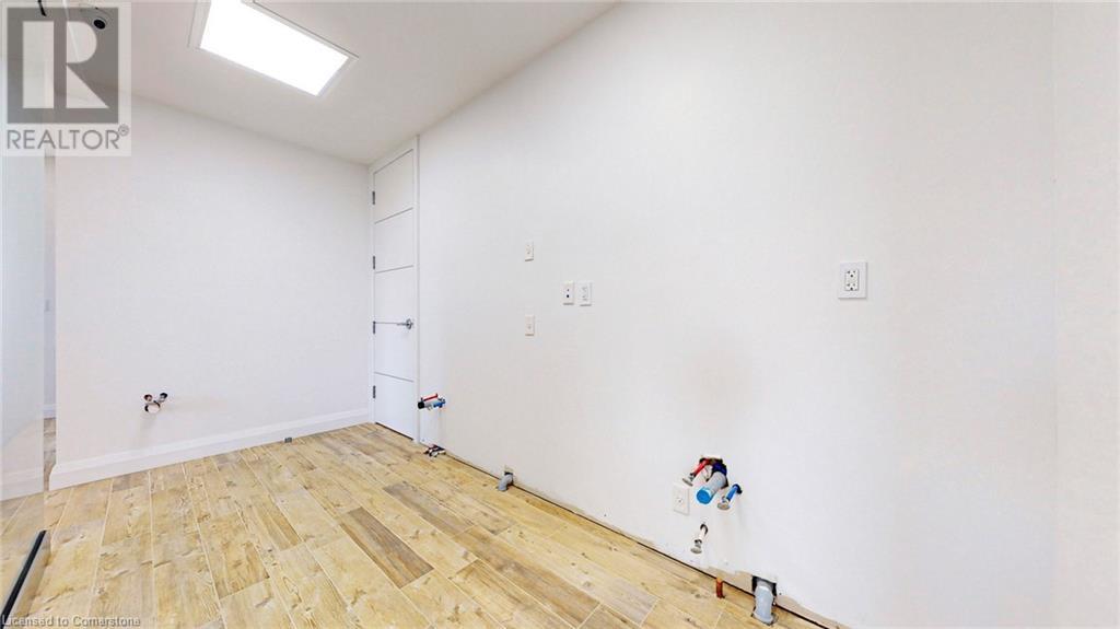 Photo 11 of 541 Queen Street E Unit 2nd Floor, Toronto ON