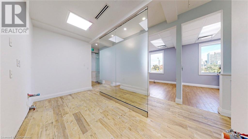 Photo 30 of 541 Queen Street E Unit 2nd Floor, Toronto ON