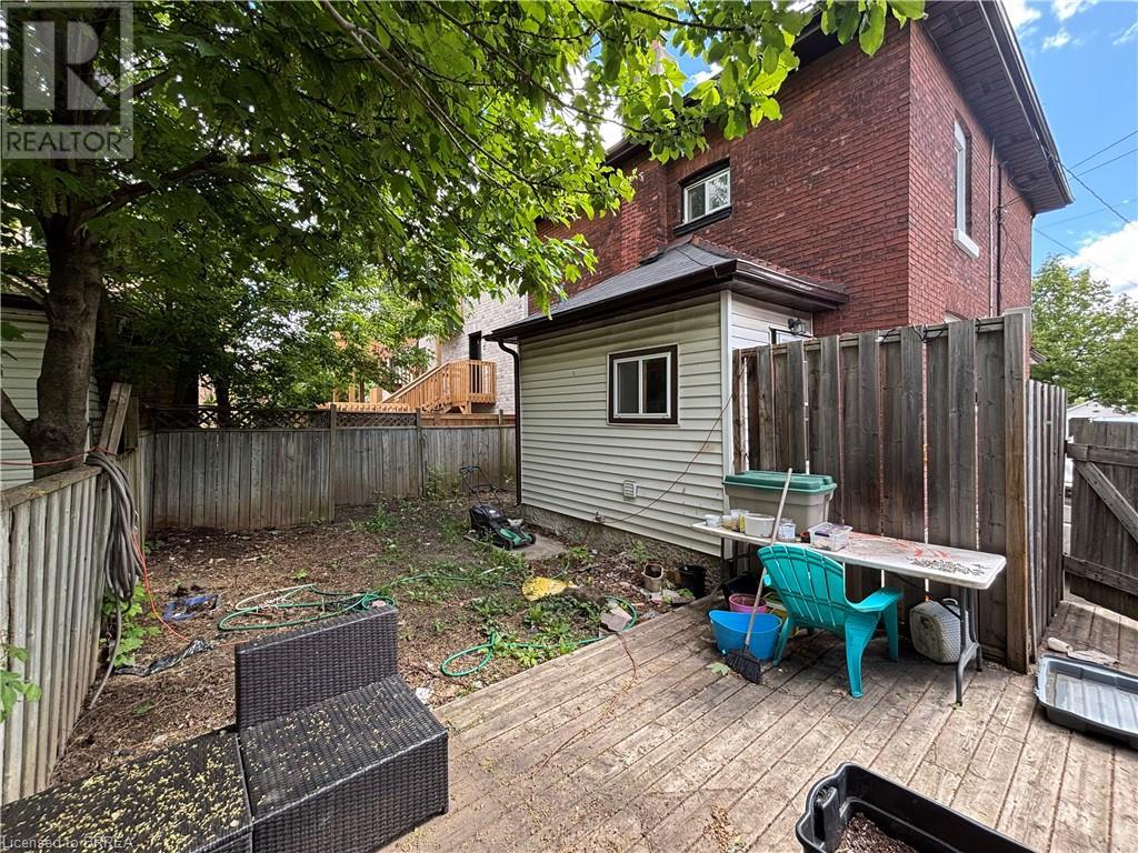 Photo 21 of 170 Murray Street, Brantford ON