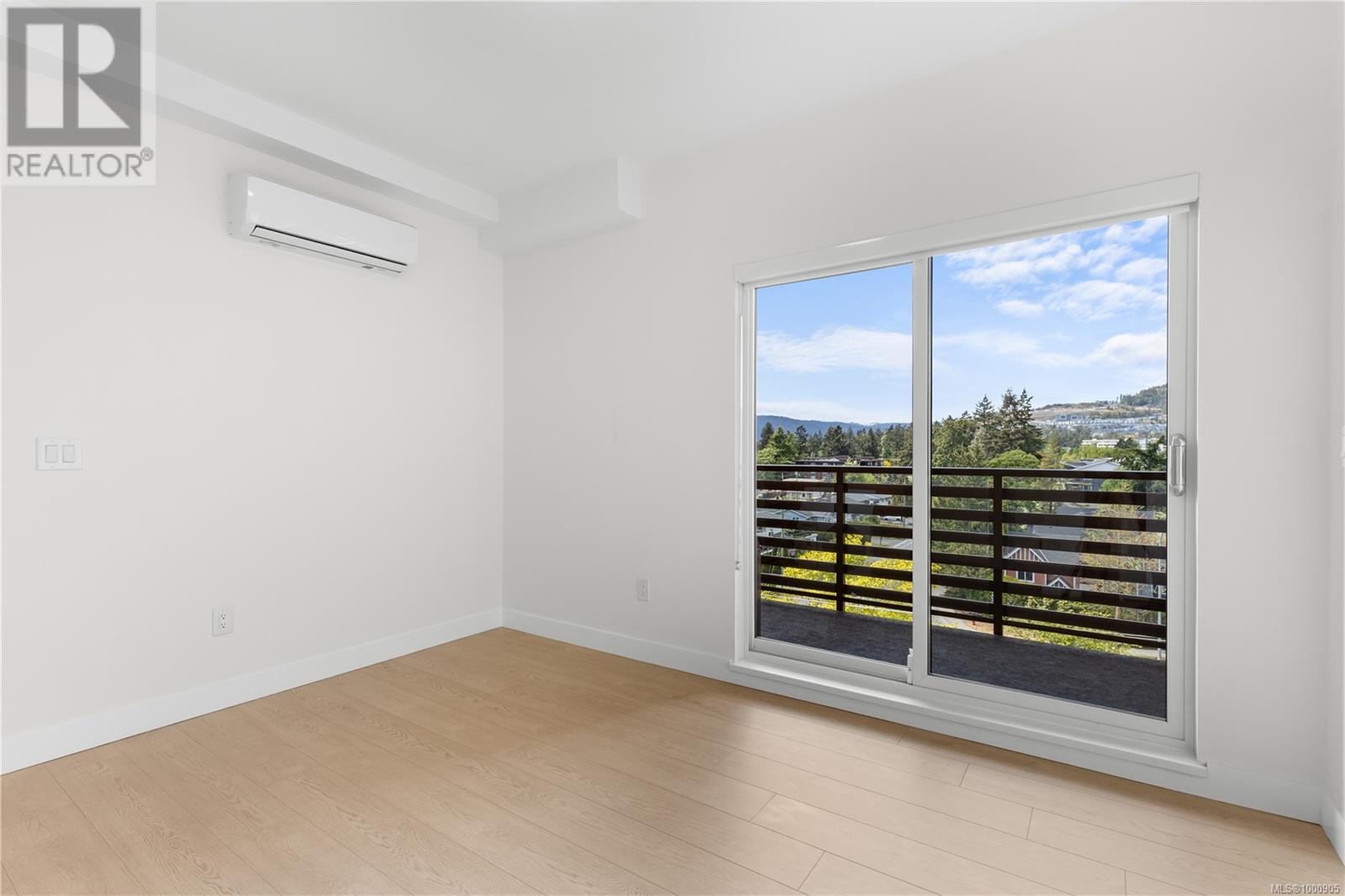 Photo 2 of 602 2629 Millstream Rd, Langford BC
