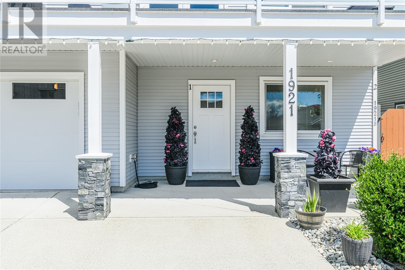 Photo 6 of 1921 Tominny Rd, Sooke BC