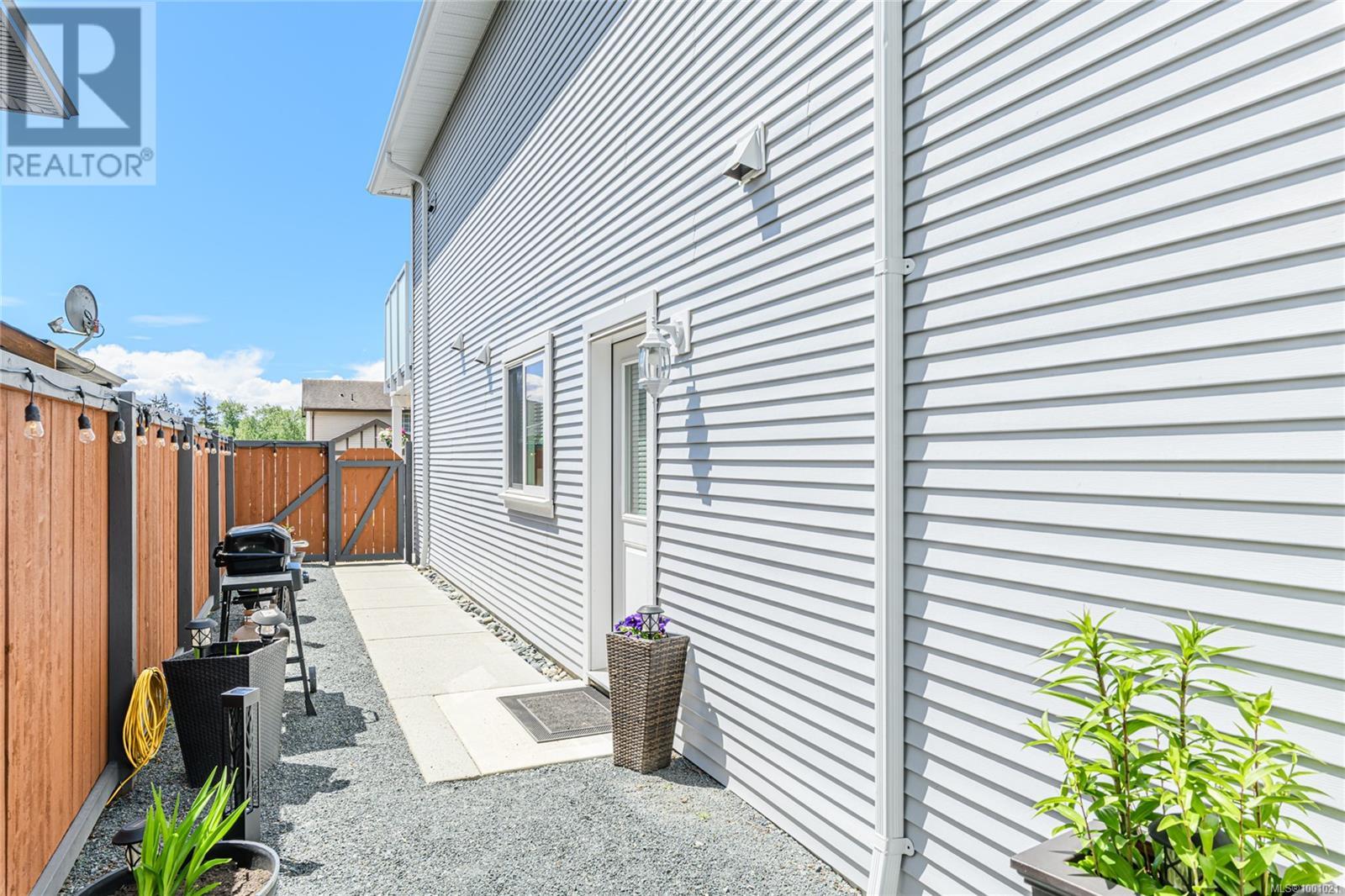 Photo 32 of 1921 Tominny Rd, Sooke BC
