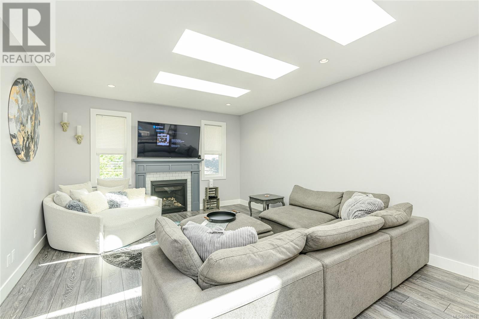 Photo 7 of 1921 Tominny Rd, Sooke BC