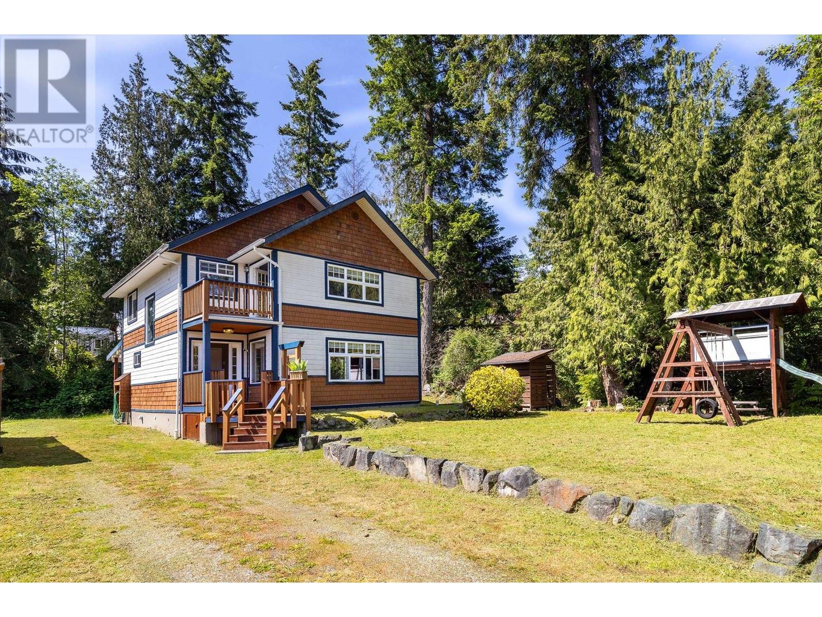 4536 RONDEVIEW ROAD, Madeira Park