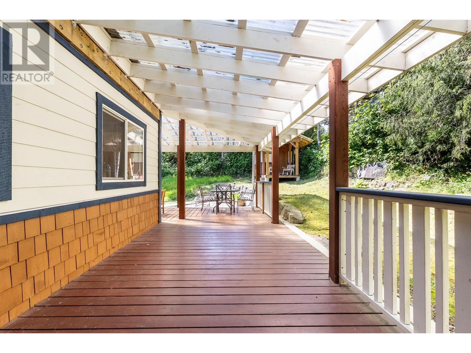 4536 RONDEVIEW ROAD, Madeira Park