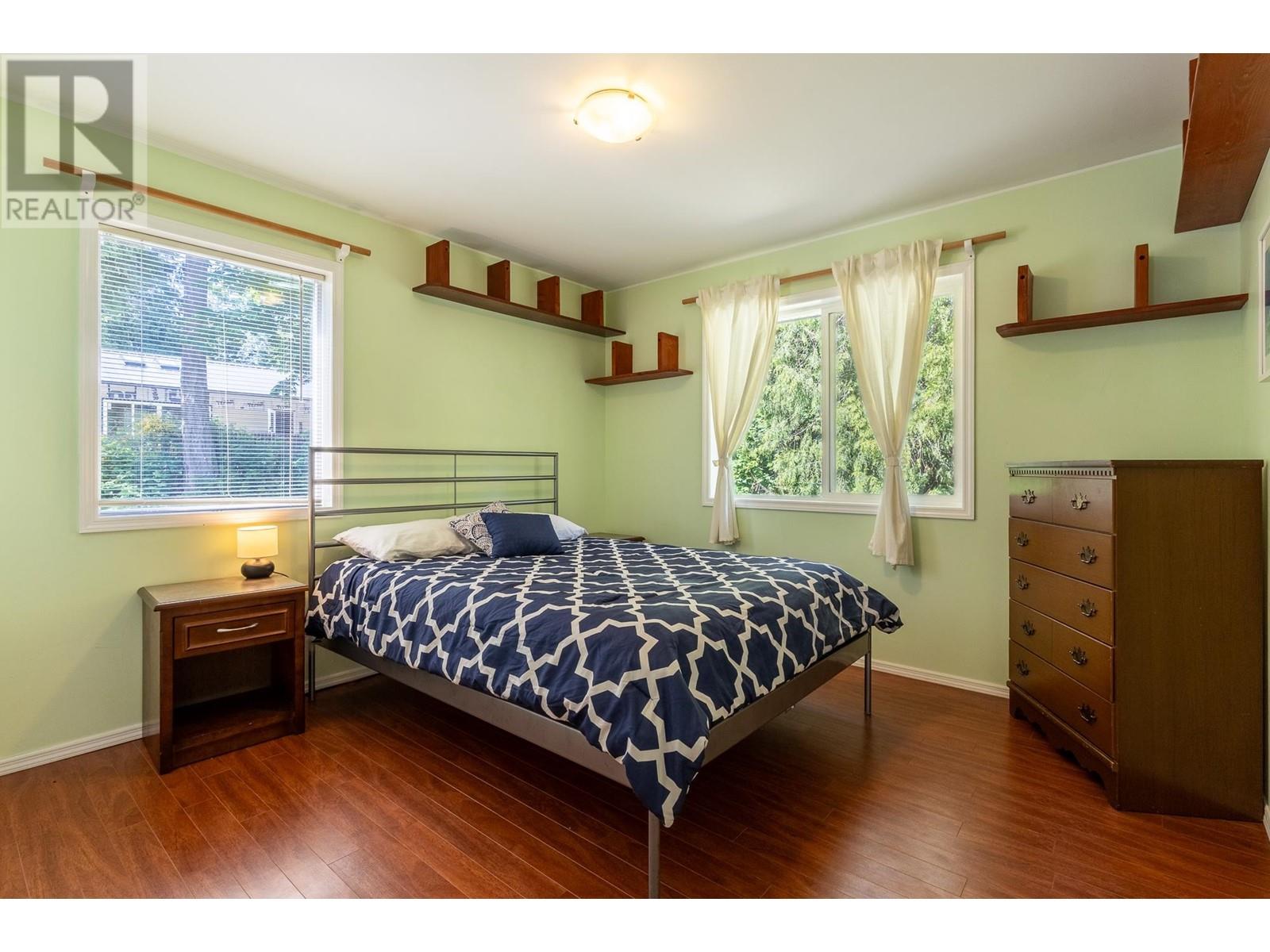 4536 RONDEVIEW ROAD, Madeira Park