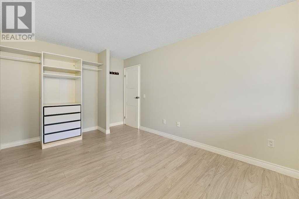 Single Family House for Sale in   A Street SW Richmond Calgary 