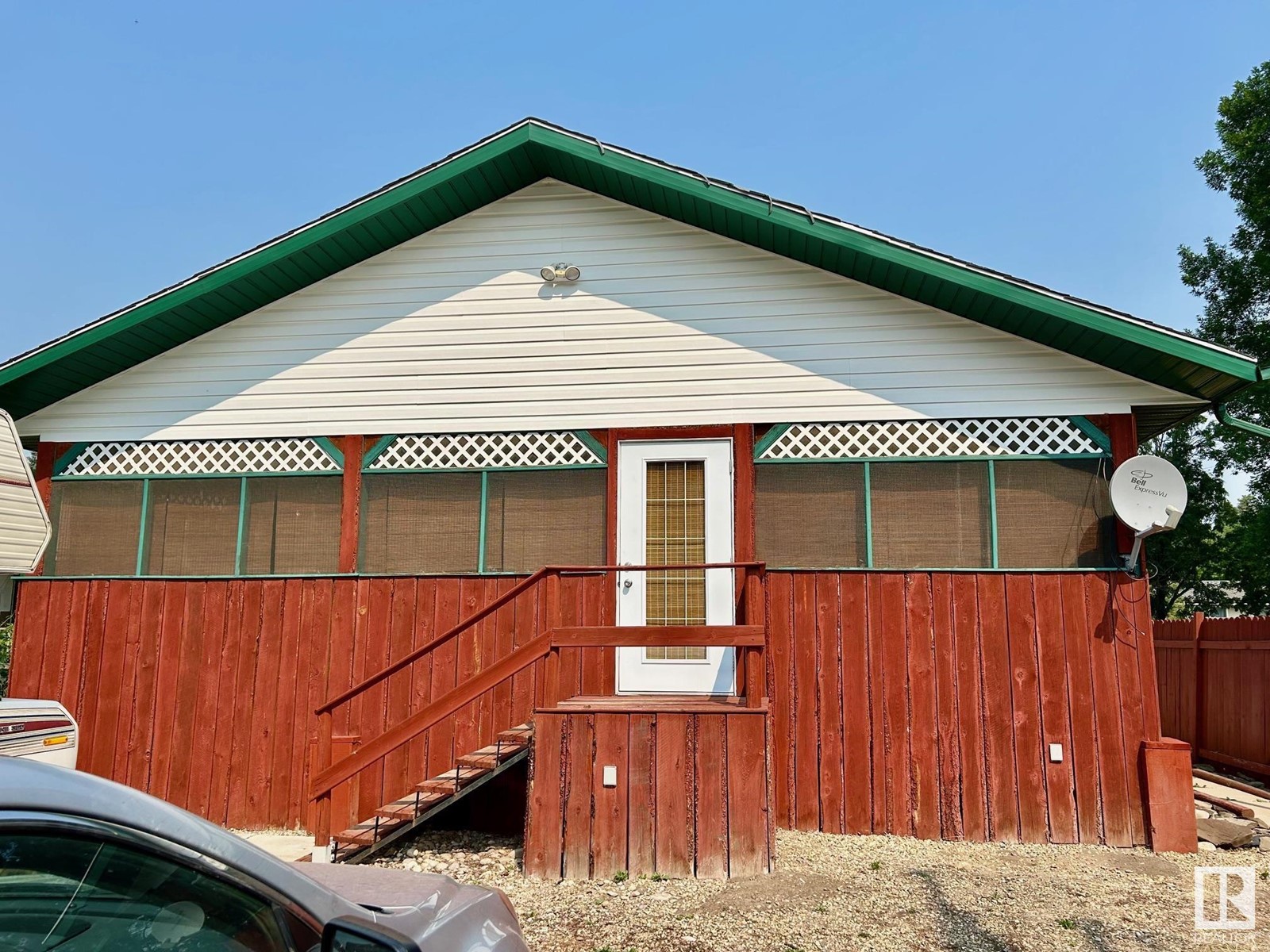 Photo 21 of 4815 51 Av, Breton AB