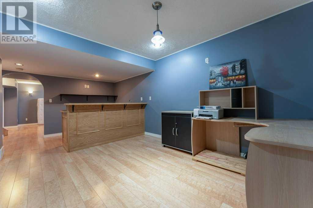 Single Family House for Sale in  Covemeadow Crescent NE Coventry Hills Calgary 
