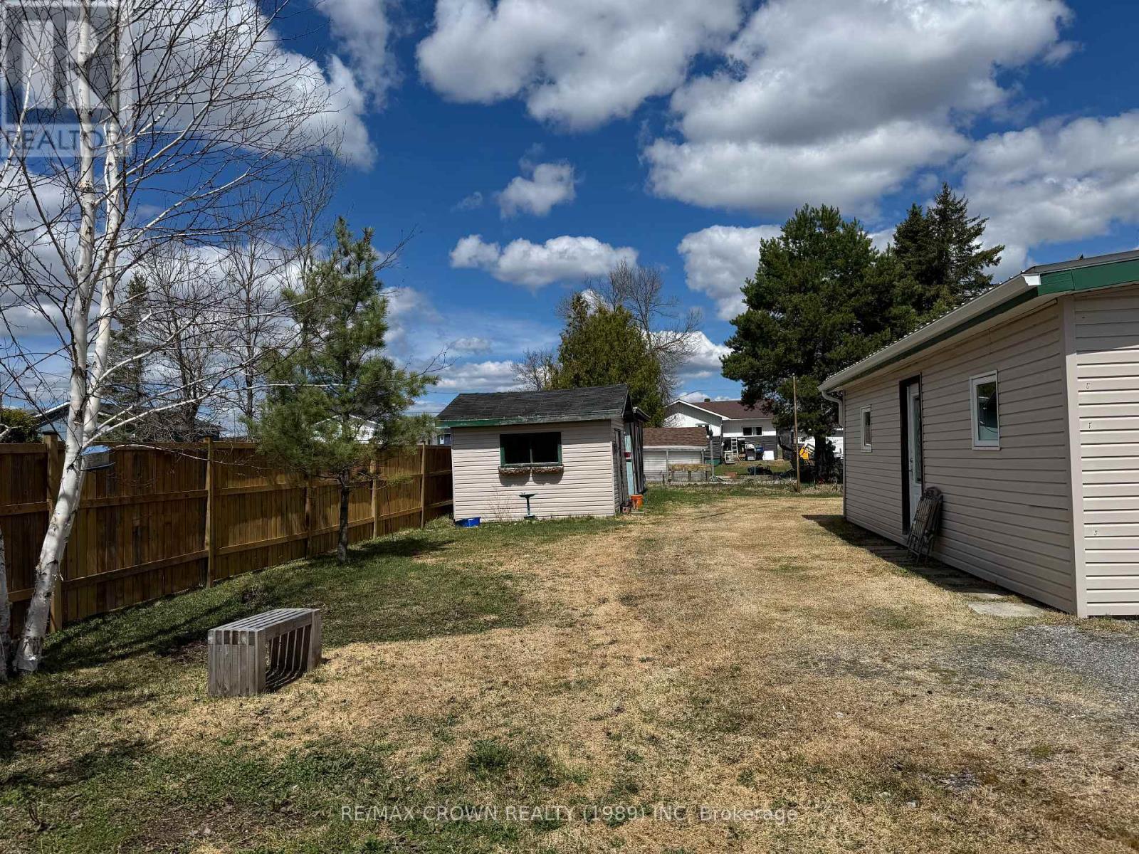 Photo 6 of 35 Gauthier Street, Fauquierstrickland ON