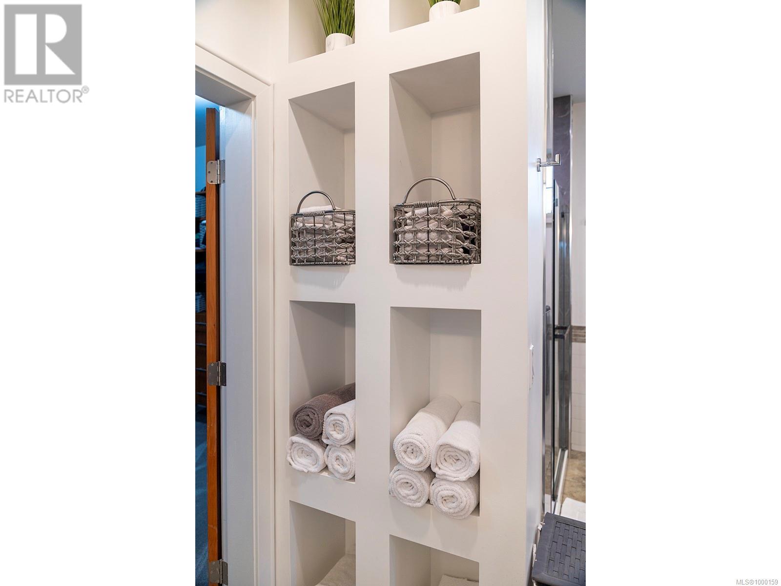  1267 Oceanwood Lane, Saanich