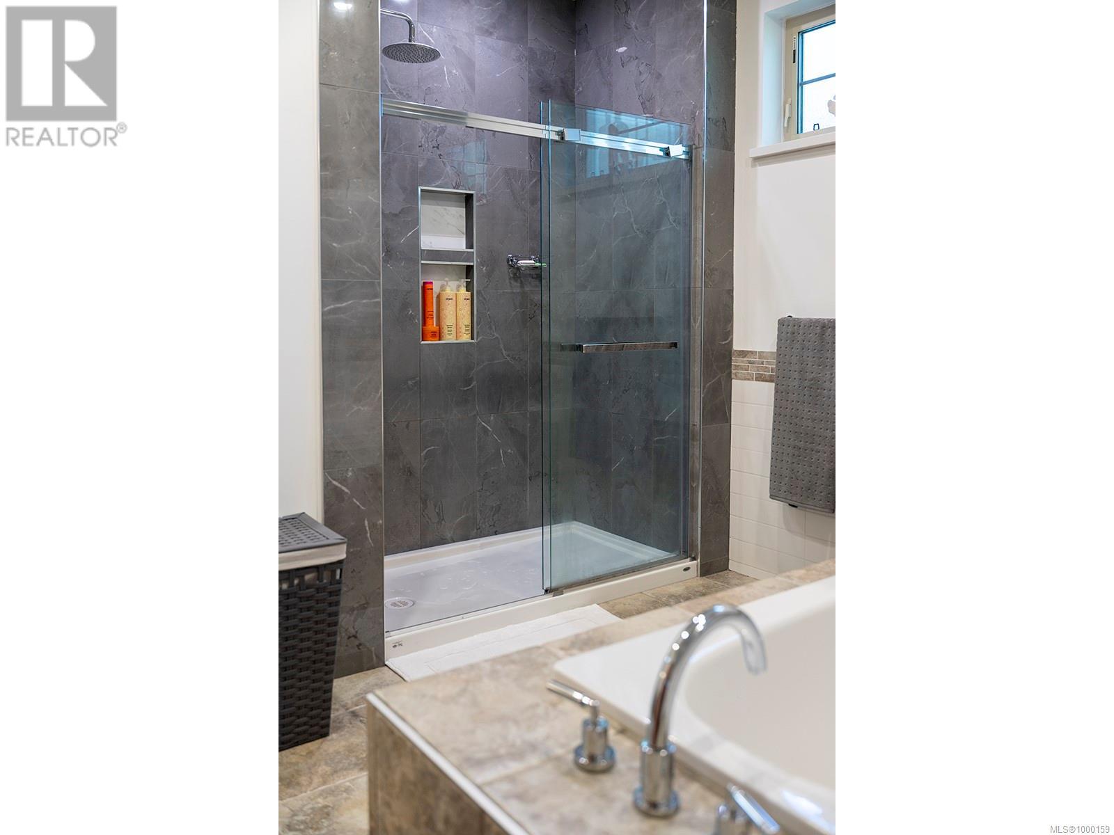 1267 Oceanwood Lane, Saanich