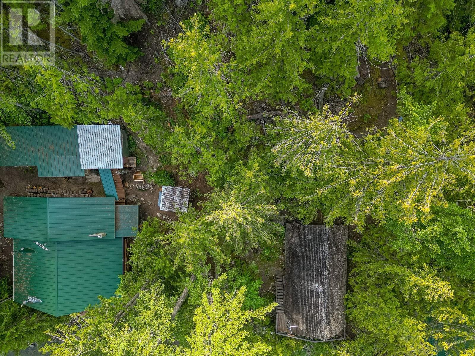  27 Crescent Bay, Sicamous