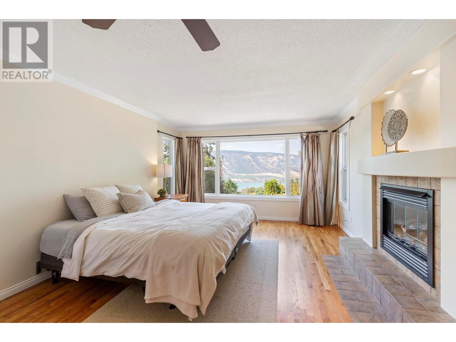 14251 East Hill Road, Lake Country